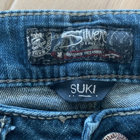 Silver Jeans - Mid Capri - Picture 3 of 7